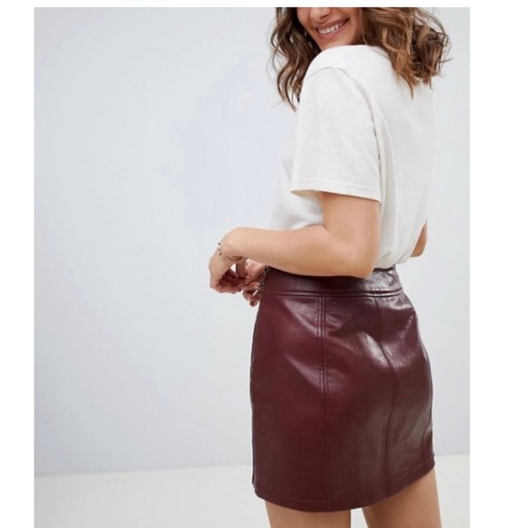 Free People Mini Retro Body Con Faux-Leather Mini Skirt, 6 - Picture 3 of 5